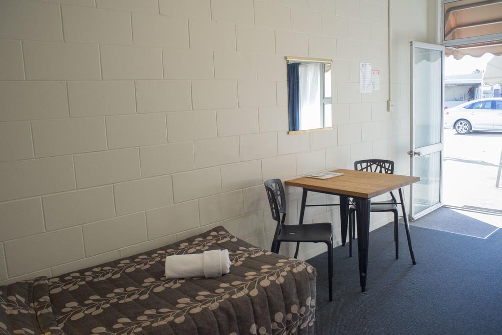 Feilding Motel エクステリア 写真