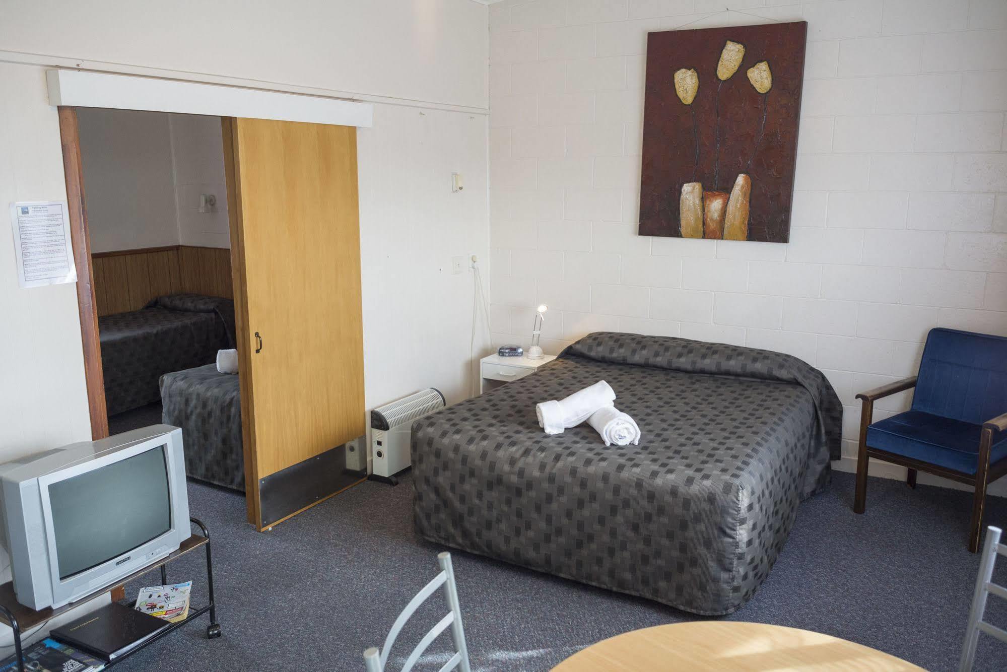 Feilding Motel エクステリア 写真