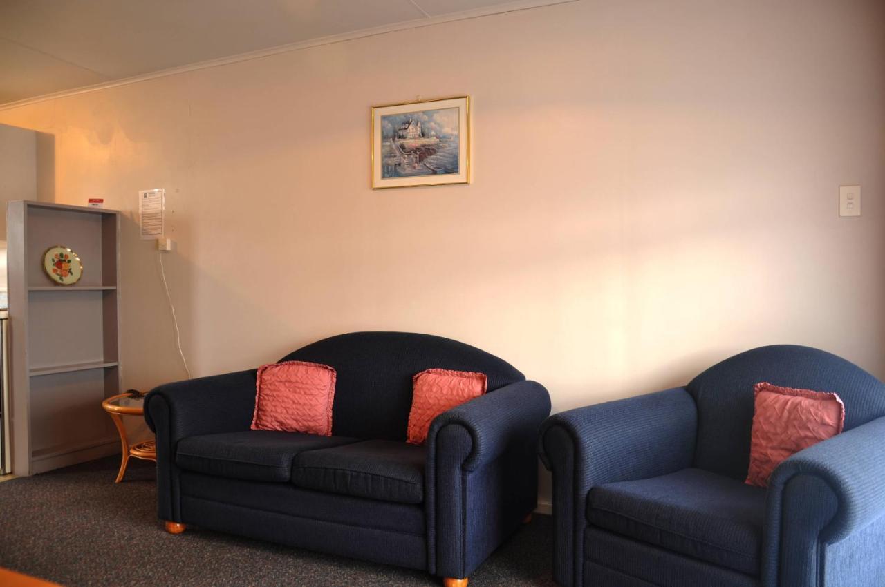Feilding Motel エクステリア 写真