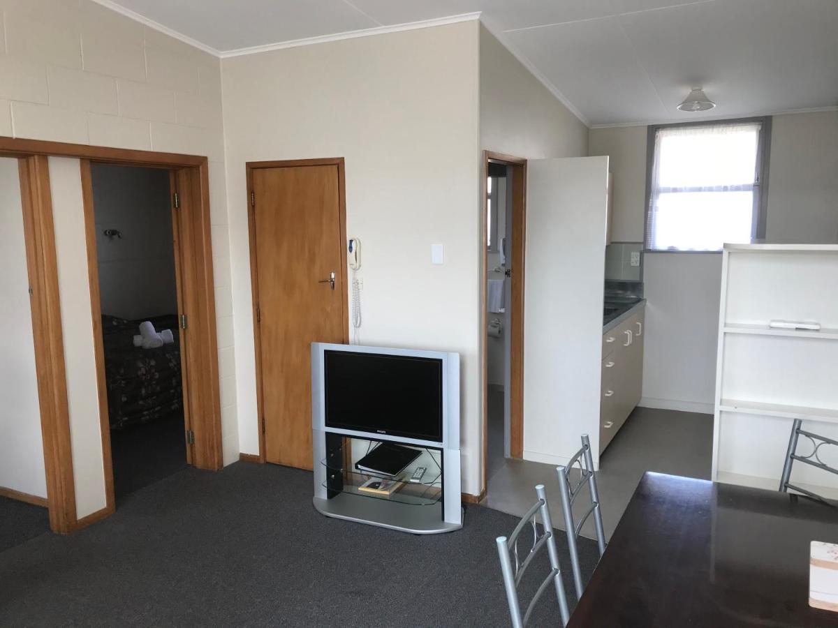 Feilding Motel エクステリア 写真